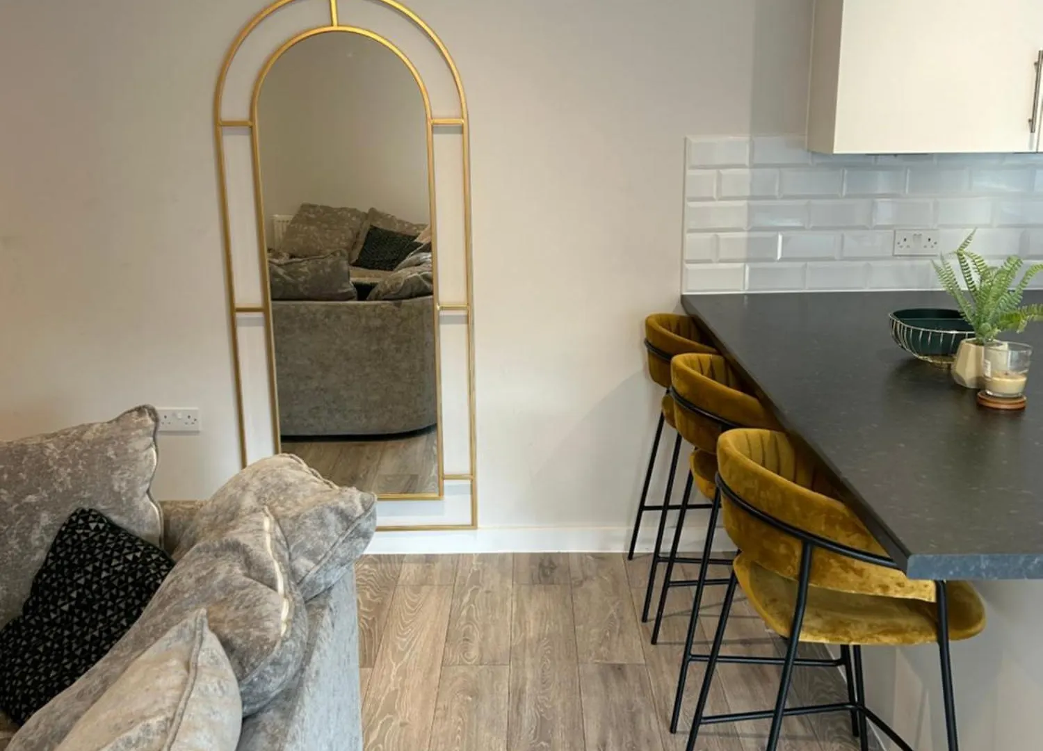 Stylish Meets Luxury! 2 Bed 2 Bath Family Home Dagenham United Kingdom
